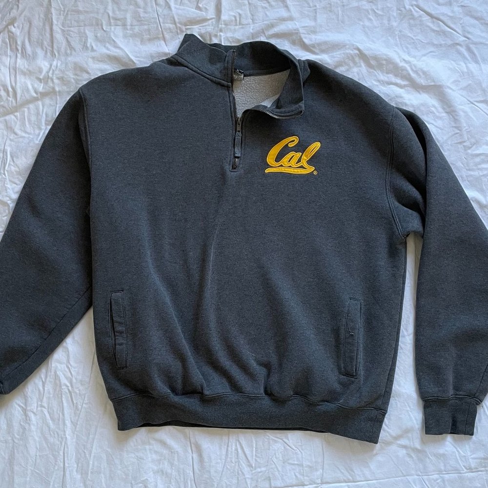 Cal UC Berkeley Quarter-Zip Sweatshirt (Adult XL)
